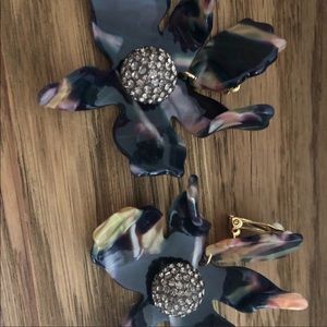 Lele Sadoughi crystal lily earrings in Twilight!
